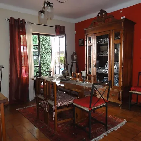 Moradia Do Pinhal * Azeitão