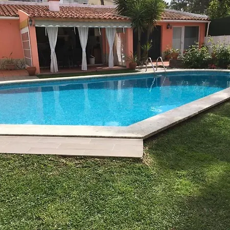 Moradia Do Pinhal * Azeitao